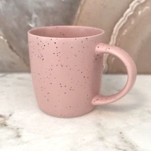 Brand New in box 400 ml Pink Ceramic Mug